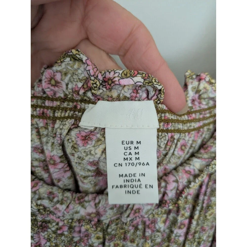 Pink Floral Smocked Long Sleeve SZ M Coquette Fairy Romantic Cottagecore Top EUC - Picture 3 of 13